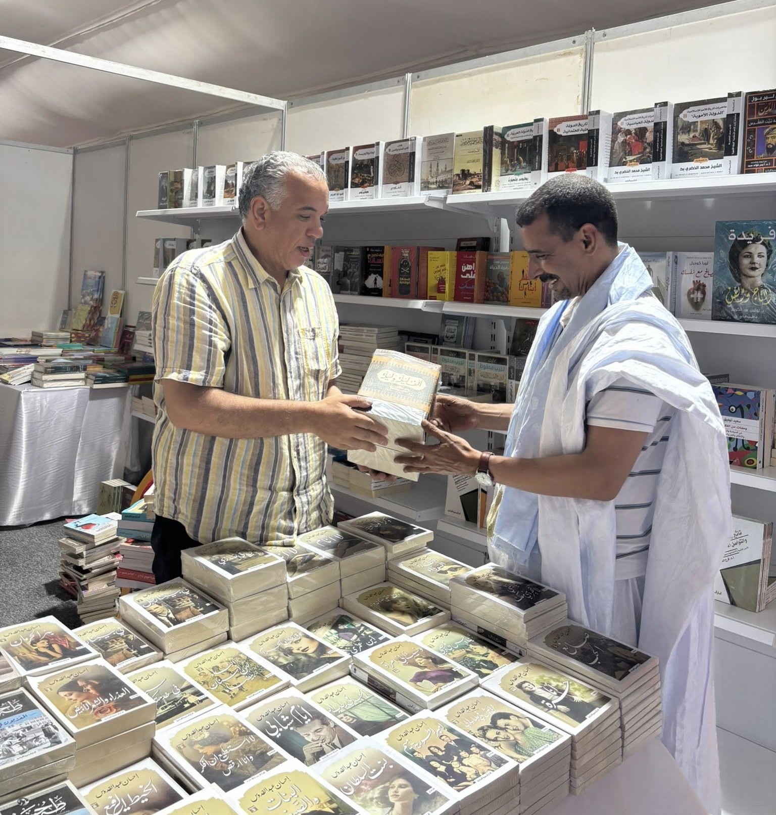 وزير الثقافة يتفقد تحضيرات معرض نواكشوط الدولي للكتاب