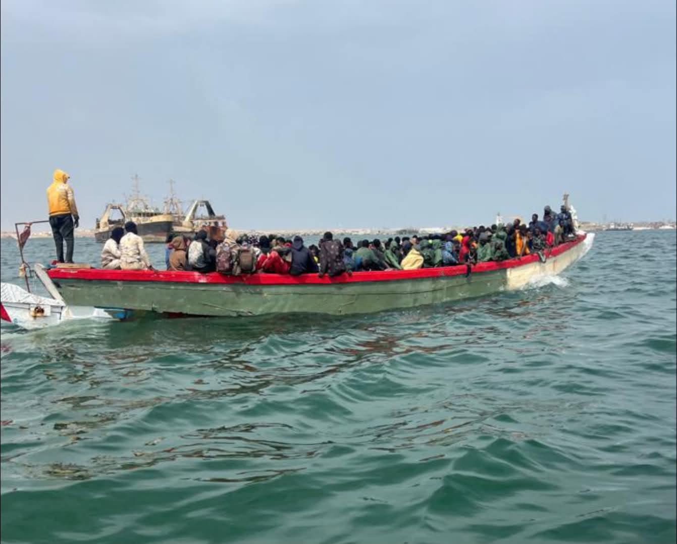 خفر السواحل ينقذ 315 مهاجرا قبالة سواحل نواذيبو