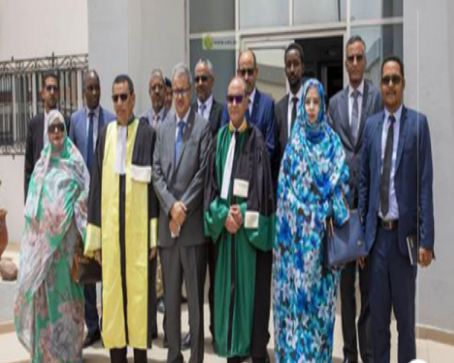 المحكمة العليا تشهد أداء رئيس سلطة حماية البيانات اليمين القانونية